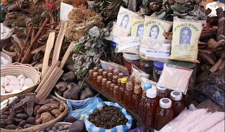 traditional-medicine-in-nigeria-healthtian