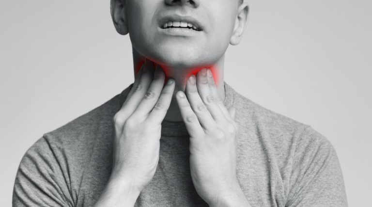 lumps-under-the-chin-causes-symptoms-and-treatment